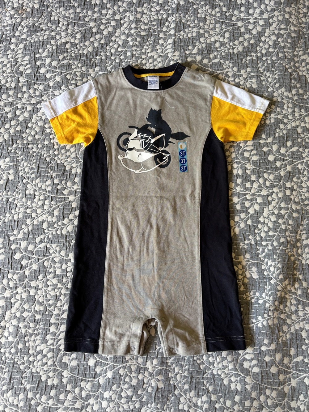 Gymboree 2004 Skate Pup one piece - 3T